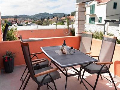 Apartment Dionis Domus