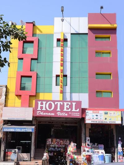 Hotel Dharam Villa