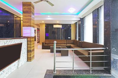 Smart Lax Hotel