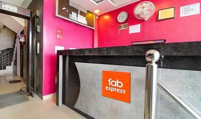 FabHotel TP Suites