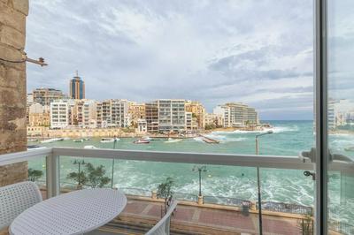 Seafront Designer Bliss in Central St Julian's