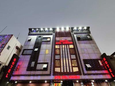 Hotel Royal Vrindavan