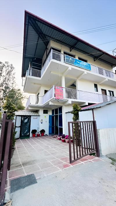 Goroomgo Morning Moon Bhimtal