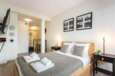 Magnificent Studio - 2P - Moulin Rouge