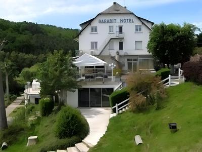 Garabit Hôtel