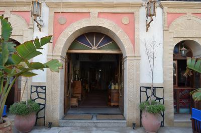 Hotel Sahara