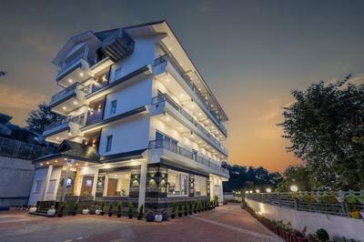 Stone Wood Mountain Resort