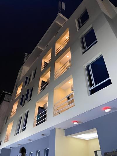 Posh Hotel And Suites