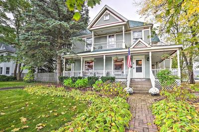 Historic Gaylord Home in Heart of Downtown!