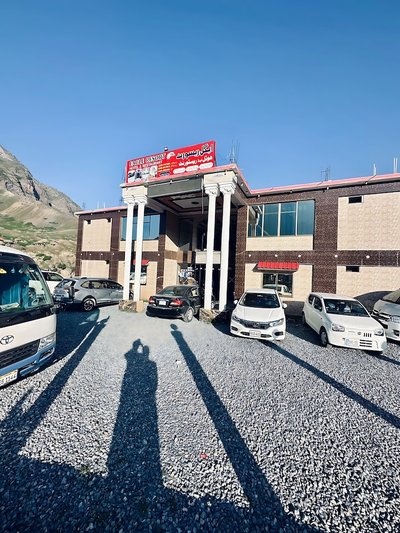 Eagle Resort Hotel and Restaurant