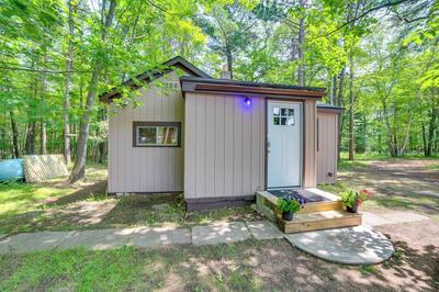 Sunroom, Deck & Grills: Marquette Cottage!
