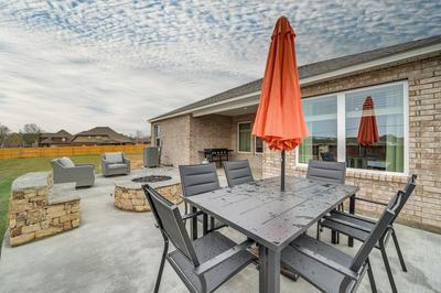 14 Mi to Tulsa: Home w/ Patio in Broken Arrow
