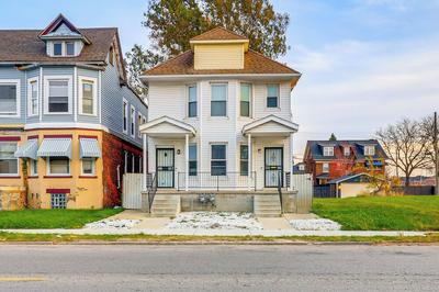 Downtown Detroit Townhome Near North End!