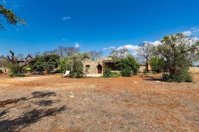 2072 Trulli li Corsari - Trullo Piccolo by Barbarhouse