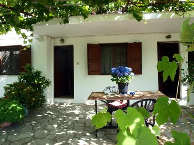 Paradeisos Double Room 6