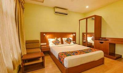 Fabhotel The Btm Palace