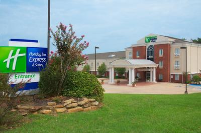 Holiday Inn Express Hotel & Suites Livingston by IHG