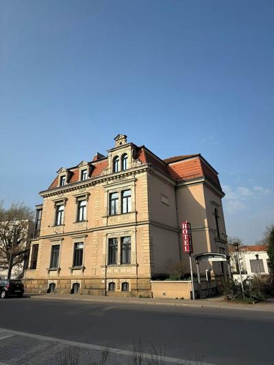 Hotel Villa Noel – Central Station Dresden