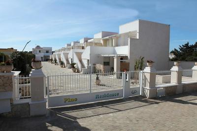 Quadri Pino Near The Sea 6
