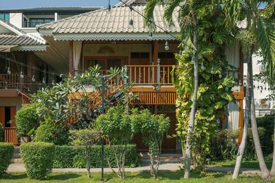 Buri Gallery House & Resort