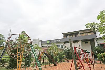 Capital O 45308 Hotel Highway