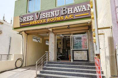 Fabhotel Sree Vishnu Bhavan