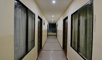 Fabhotel Sky Heights