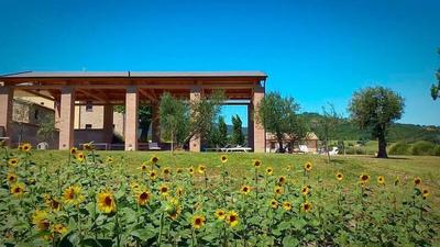 Amico Country House