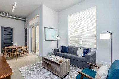 Peony At Millennium - Elegant 2 BDR in Houston