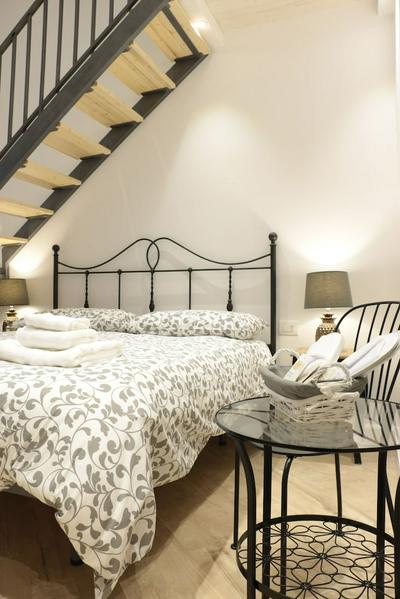 B&B Napoli La scalinata di Chiaia