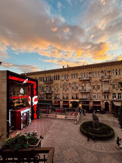 Bristol Baku Old City