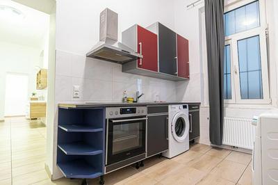 Large 5BR Central Flat Near Augarten