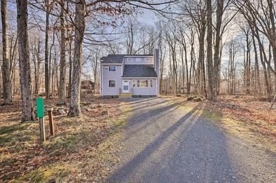 4 Mi to Tobyhanna State Park: Home w/ Fire Pit