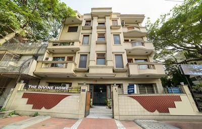 OYO 1768 Home Stay The Divine Home