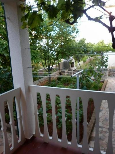 Tonia - Great Location & Afordable - SA2