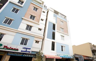 OYO 15936 Hotel Gnr Residency
