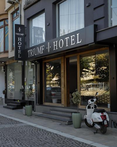 Triumf Hotel