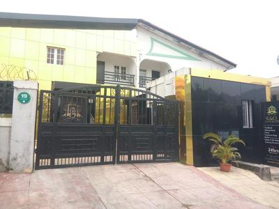 Kings & Queens Hotel