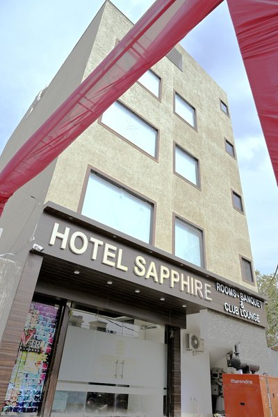 hotel sapphire