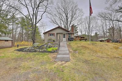 Walk to Marina: Cute Gilford Cottage w/ Grill