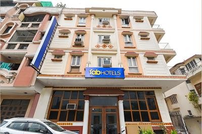 Fabhotel Le Heritage