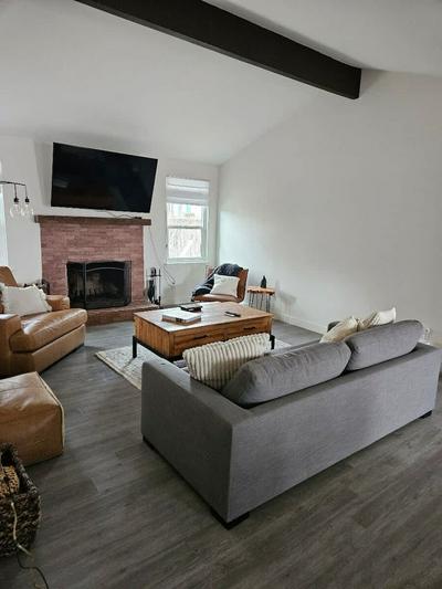 Cozy Family Haven in Sparks - Pet Friendly - Fenced Yard