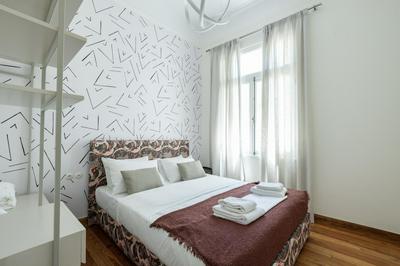 Apollonos Meno B3 in Athens