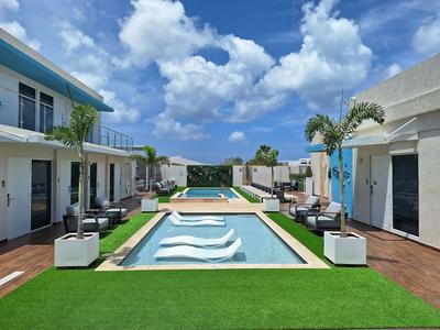 Aruba Boutique & Art Hotel, Adults Only