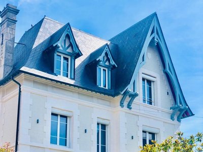 Large Chic Stylish Villa Superb Garden
