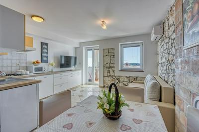 Apartment Jakara 2