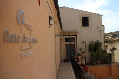 Noto Da Quassù Relax B&B