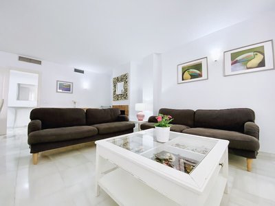 3 Bedroom Ground Floor Easy Parking F-2