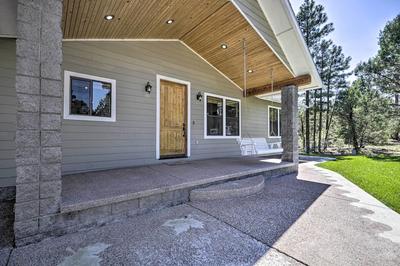 Modern Show Low Home w/ BBQ & Fire Pit!