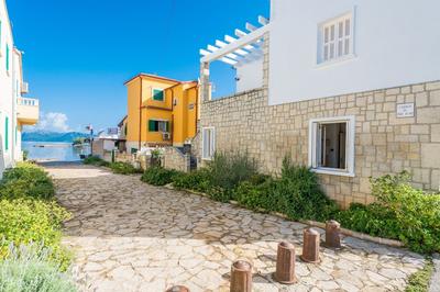 Xarus 1 in Alc dia With 2 Bedrooms and 1 Bathrooms